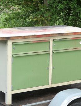 Werkbank Werkzeugschrank Schweißgerät MIG MAG Schutzgasschweißgerät Kaltkreissäge - Hohen Neuendorf