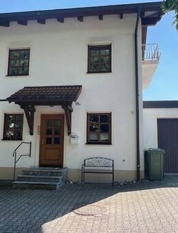Ruhig und idyllisch wohnen in Pfaffenhofen - Reiheneckhaus mit herrlichem Garten - Pfaffenhofen (Ilm)
