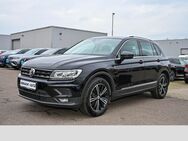 VW Tiguan, 1.4 TSI Parklenk, Jahr 2017 - Duisburg