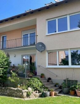 Neu renovierte, großzügige 4 ZKB-Wohnung mit Balkon in Ingolstadt-Südost - Ingolstadt