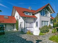 Wohlfühloase - Lichtdurchflutet wohnen in einer 4-Zi.-Dachgeschoss-Wohnung - Altshausen