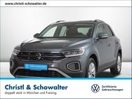 VW T-Roc, 1.5 TSI Life, Jahr 2023 - München