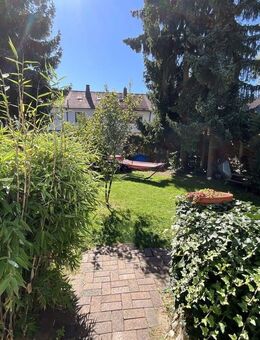 Gemütliches Reiheneckhaus mit schönem Grundstück für die ganze Familie in guter Wohnlage - Nürnberg