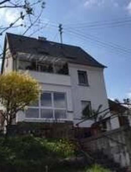 Kleine schnuckelige DG Wohnung mit tollem Ausblick - zum 01.07.2025 frei! - Bingen (Rhein)