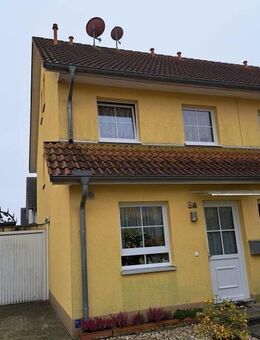 Moderne Doppelhaushälfte - Bergen (Niedersachsen)
