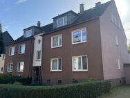 Freistehendes 8-Fam.-Haus mit Garagen in Gelsenk.-Ückendorf / Grenze Bochum-Wattenscheid - Gelsenkirchen