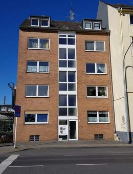 Schicke Zweizimmerwohnung mit Balkon und Einbauküche - Mönchengladbach