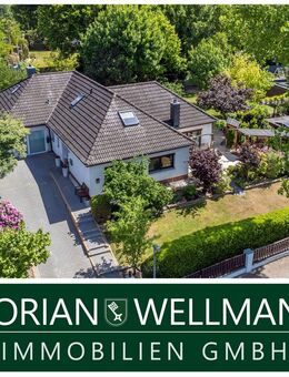 Bremen - Rekum | Großes Zweifamilienhaus auf traumhaften Grundstück in schöner Lage im Bremer Norden - Bremen