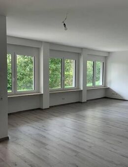 Moderne 119m² - EG-Wohnung mit Blick über die Fränkische Schweiz - Top Energiewerte! - Obertrubach