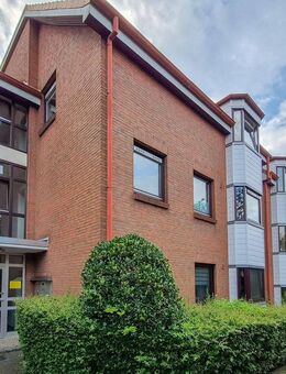 Schöne 2,5-Zimmer-Wohnung mit Balkon und Einzelgarage - Schenefeld (Landkreis Pinneberg)