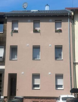 Zukunftssichere Kapitalanlage mit Charme – Modernisiertes 3-Familienhaus mit Einliegerwohnung in Lahr - Lahr (Schwarzwald)