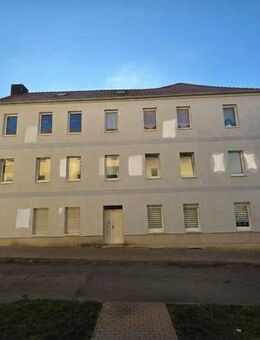 Gepflegtes Mehrfamilienhaus als Kapitalanlage - voll vermietet in guter Lage - Aschersleben