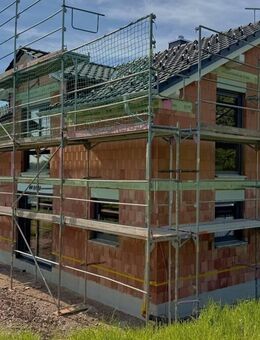 Energieeffizientes Einfamilienhaus mit Wärmepumpe: Erstbezug in Striegistal bei Freiberg & Mittweida - Striegistal