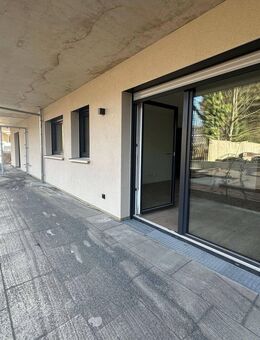 Erstbezug! 2-Zi Neubauwohnung mit Terrasse ~ Stadtnah ~ TG-Stellplatz ~ Aufzug uvm. - Fürth