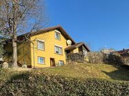 Einfamilienhaus auf einem ca. 1.930m² großen Südhanggrundstück in Jena - Jena