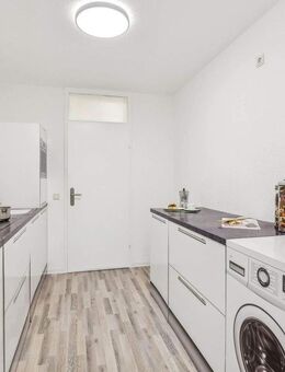 Helle und bezugsfertige 2-Zimmer Wohnung SB-Eschberg, provisionsfrei vom Eigentümer - Saarbrücken