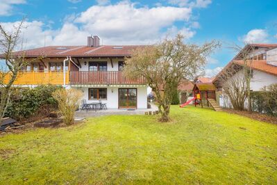 Ihr Traumhaus in Grasbrunn - Moderne Doppelhaushälfte mit Charme und Komfort