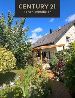 AB INS EIGENE REICH: Familientraum mit Gartenparadies und Einliegerwohnung in Sackgassenlage! - Saulheim