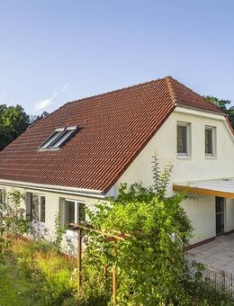 *Familiendomizil LEBENSFREUDE mit Traumgarten* - Neustadt (Dosse)