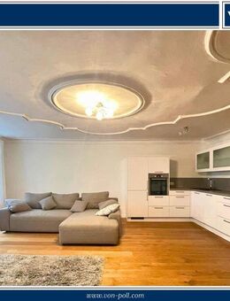Wohnen mit Stil: Helle, großzügige Altbauwohnung im Herzen der Altstadt - Nördlingen