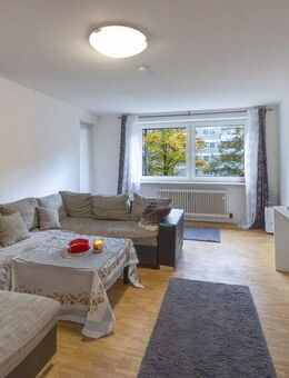BEZIEHBARE 3-ZI.-WOHNUNG MIT LOGGIA IN MÜNCHEN-FORSTENRIED - München