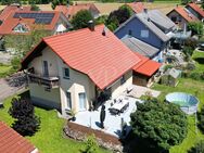 Traumhaftes Einfamilienhaus mit großem Grundstück und Blick ins Grüne - Neuried (Baden-Württemberg)