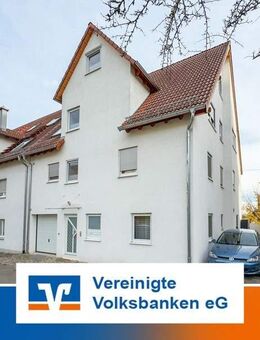 Hausfeeling pur - helle 6-Zimmer-Maisonette mit Kamin, Terrasse & Garage - Herrenberg