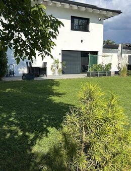 Exklusiv - klare Architektur, modern und für außergewöhnliche Ansprüche - Bernau (Chiemsee)