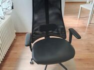 IKEA JÄRVFJÄLLET Drehstuhl Bürostuhl m. Armlehnen, Glosse schwarz - Berlin