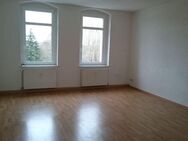 Nachmieter gesucht! 3-Zimmer-Wohnung 2. Etage mit Balkon, Keller und PKW-Parkplatz (Badewanne, Laminat, Zentralheizung...) - Rüdersdorf (Berlin)