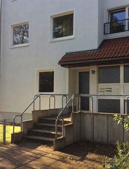 Modernisiert und gemütlich: geräumige 2- Zimmerwohnung in Lehrte - Lehrte