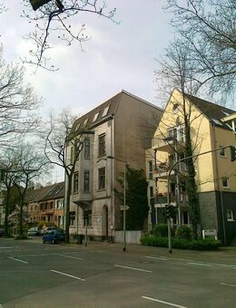 Mehrfamilienhaus gegenüber der Universität Duisburg-Essen mit Potential - Duisburg