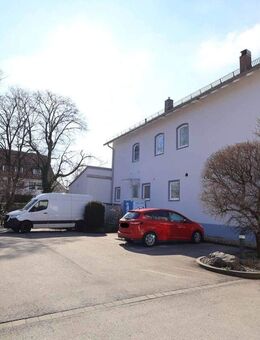 Modernisierte 3,5-Zimmerwohnung mit Fußbodenheizung und schickem Bad - München