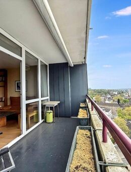PENDLER UND SINGLES AUFGEPASST! STADTWOHNUNG MIT PANORAMABLICK IM HERZEN VON MÜLHEIM A.D.R. ! - Mülheim (Ruhr)