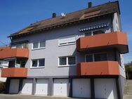 Helle, geräumige 3,5 Zimmer-Eigentumswohnung mit Balkon, Garage und 2 Pkw-Stellplätzen - Wannweil