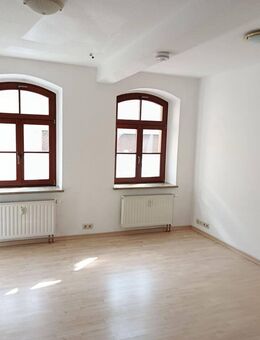 3 Zimmerwohnung in der Altstadt - schöne, 2 schöne große Zimmer, ideal für WG oder Familie - Freiberg