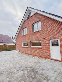 Frisch fertiggestellt: Stilvolle Doppelhaushälfte in Top-Lage - Bad Zwischenahn