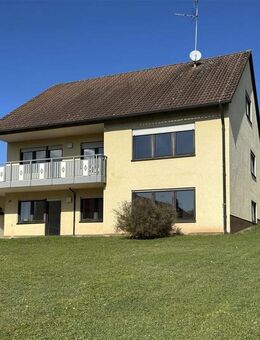 Charmantes Zweifamilienhaus mit vielfältigen Möglichkeiten im Herzen von Trautskirchen - Trautskirchen