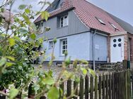 Restaurierte Doppelhaushälfte in idyllischer Lage unweit der Ostsee - Ahrenshagen-Daskow