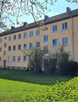 ***Tolle 2-Zimmerwohnung saniert in ruhiger Lage und Rheinnähe*** - Duisburg