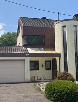 tolles, großzügiges 1 FamHaus am Waldrand - Saarbrücken
