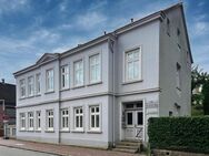 Mehrfamilienhaus mit Gewerbe im Zentrum - Eutin