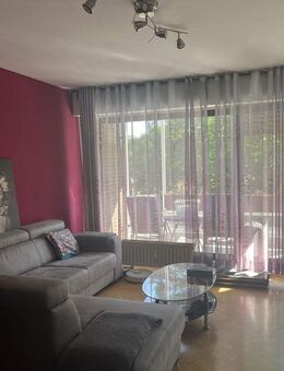 Vollmöblierte 2,5-Zimmer-Wohnung mit großem Balkon zur Zwischenmiete in Köln-Junkersdorf - Köln