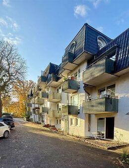 Bezugsfreie 2-Zimmer-Whg. mit 2 Balkonen und Garage // Rendsburger Landstraße, Kiel - Kiel