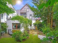 Liebevoll gepflegter Altbau mit 3 Wohnungen und herrlichem Garten - Bremerhaven
