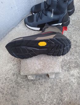 Verkaufe hier 2paar BMW Motorrad Stiefel - Dingolfing
