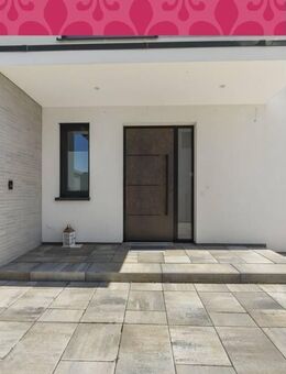 HÖCHSTER KOMFORT IN MODERNEM DESIGN - TRAUMVILLA IM ROUSSEAU PARK LUDWIGSFELDE - Ludwigsfelde