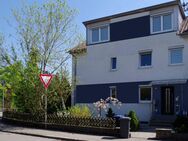 Kernsaniertes Zweifamilien-Traumhaus - Energieeffizient und hochwertig ausgebaut in Toplage - Böblingen