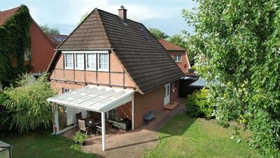 Modernes 5-Zi.-Einfamilienhaus Bj. 1995 in Winsen (Luhe) bei Hamburg, mit Doppel-Carport und bester Infrastruktur!