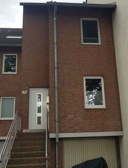 Attraktive 3 Zimmer Wohnung in Soest stilvoll renoviert mit 2 Balkonen & ausgebautem Dachboden - Soest